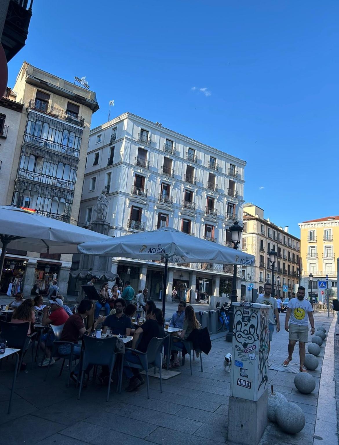 Room In Plaza Mayor Madrid Eksteriør bilde